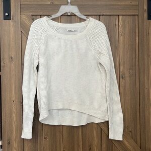 White Old Navy Sweater